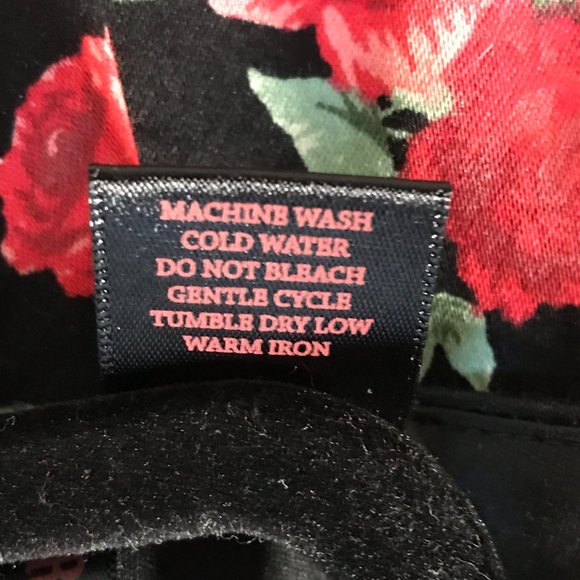 TORRID RETRO CHIC 28 Black/Red Print Dress - Picture 4 of 6